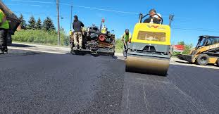 Best Recycled Asphalt Driveway Installation  in Sedgwick, KS